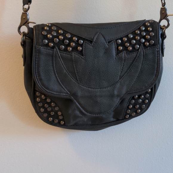 Black purse - Picture 2 of 8